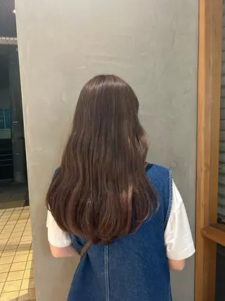 ロング カラー Lilly所属・成田 智彩のヘアスタイル