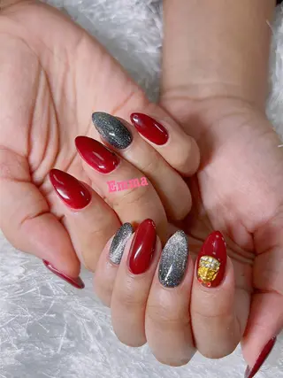 ネイル She   Nail所属・ISA_ BELLAのネイルデザイン