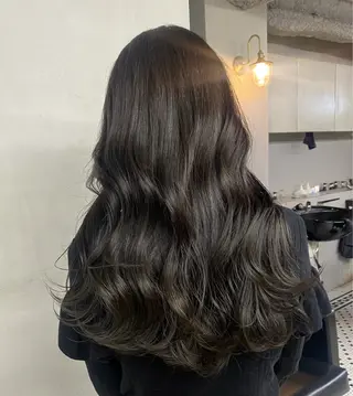 セミロング カラー 新宿/韓国ヘア/ 髪質改善ストレートのヘアスタイル