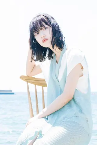 ミディアム カラー 大久保 優香のヘアスタイル