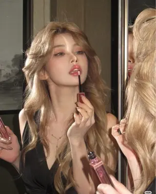 ロング 艶髪ハイトーンカラー 渋谷🎀ririkaのヘアスタイル