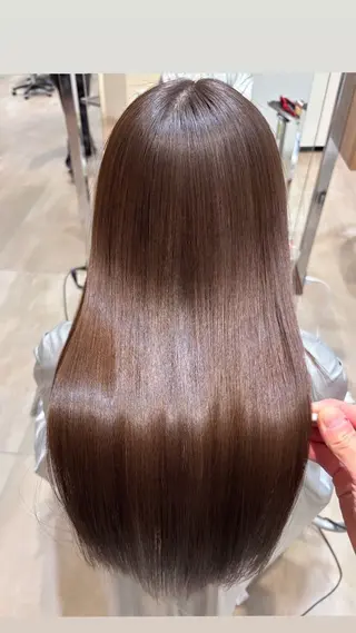 ロング 茶谷 沙穂のヘアスタイル
