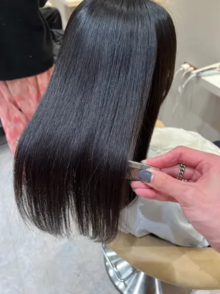 セミロング カラー レイヤーカット/ 顔周り 五島巨幹のヘアスタイル