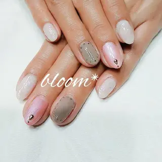 ネイル bloom *のネイルデザイン