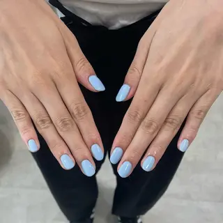 ネイル 𝑟𝑖𝑠𝑎 🕯‎🤍のネイルデザイン