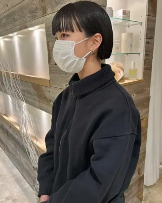 ショート Loom.所属・村上雅人 ナチュラルモードのヘアスタイル