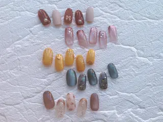 ネイル AYA Reginaのネイルデザイン