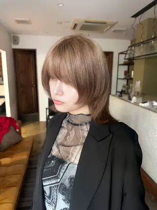 カラー YUI/レイヤー/ ハッシュカットのヘアスタイル