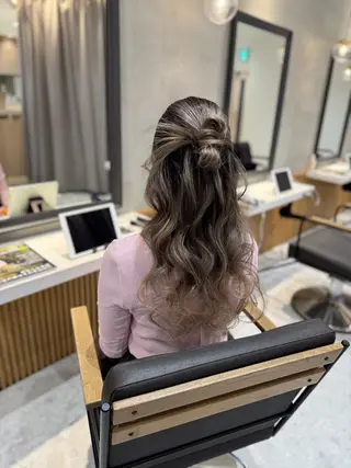 ロング カラー ヘアアレンジ はるか/ヘアアレンジ ブリーチなしカラー♡のヘアスタイル