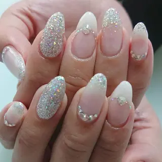 ネイル QULEONAIL所属・大城 裕麻のネイルデザイン