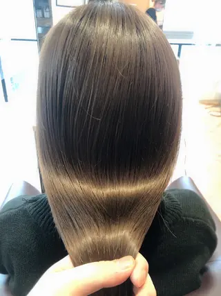 ロング カラー 韓国🇰🇷レイヤー 映える顔周り🩷のヘアスタイル