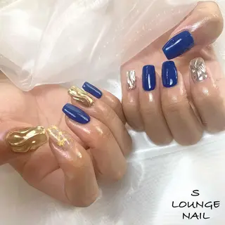 ネイル S LOUNGE NAIL所属・パーツたくさん🍓 SUMIのネイルデザイン