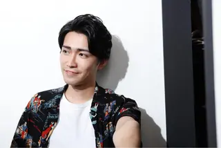 ミディアム HATAKEYAMA SHIONEのヘアスタイル