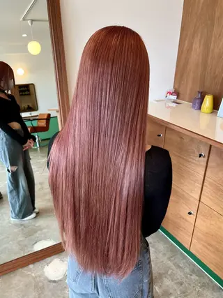 ロング LOBBY HIMERIのヘアスタイル