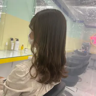 ロング カラー ヘアアレンジ ☁️縮毛矯正✖️ 透明感☁️りくのヘアスタイル