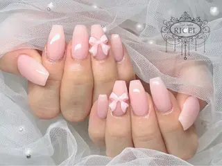 ネイル NATSUKO 🪽のネイルデザイン