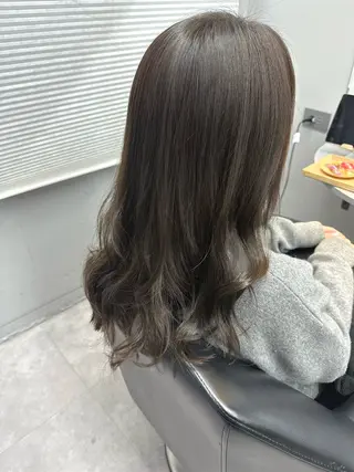 ロング CheRiR所属・アッシュカラーやアレ ンジ得意🌿RIKOのヘアスタイル