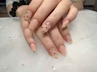 ネイル Fairyフェアリーネイルサロン所属・シズ セキのネイルデザイン