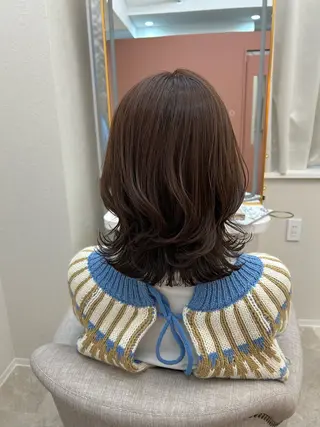 ミディアム カラー 佐合 梨花 / ｅａｕ〈オー〉のヘアスタイル