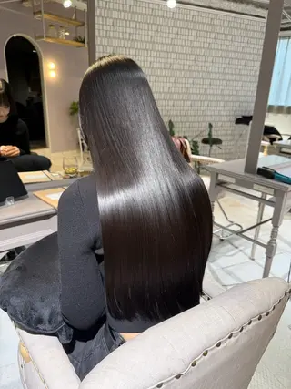 ロング ローレン  表参道所属・若山 竜生のヘアスタイル