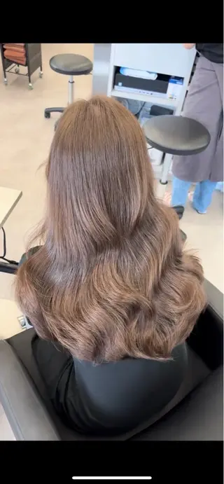 ロング 写真映えする ブリーチ🤩店長レンのヘアスタイル