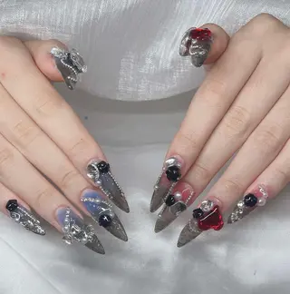 ネイル Lee Nailsのネイルデザイン