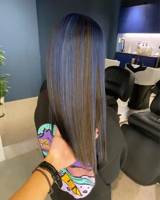 ミディアム ハイトーン/ ボブ 中村麟のヘアスタイル