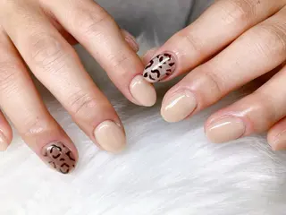 ネイル ECLAT エクラ所属・寺山 千鶴のネイルデザイン