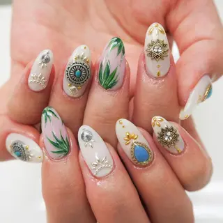 ネイル Hisaka Mikiのネイルデザイン