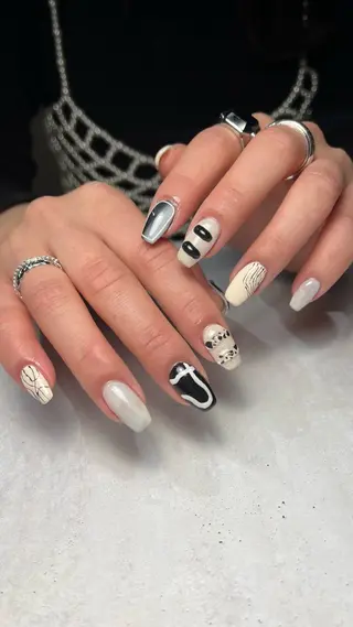 ネイル 🤎Two ERI🤎のネイルデザイン