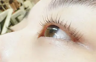 マツエク・マツパ eyelash目髪 瓢箪山店のマツエク・マツパデザイン
