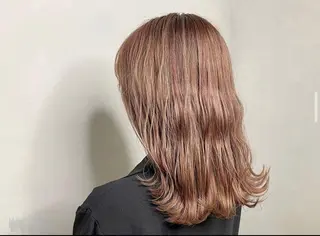 セミロング カラー ヘアアレンジ エグチ アキラのヘアスタイル