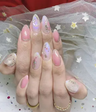 ネイル 🦋ネイルサロン ブラン🌈ゆりのネイルデザイン