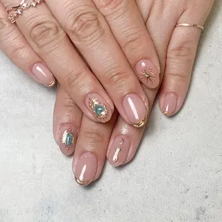 ネイル atelier　FIORITURA所属・FIORITURA aiのネイルデザイン