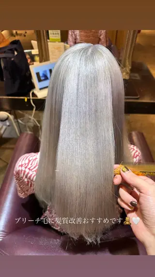 ロング カラー ハイライト/インナー /ブリーチ/レイヤーのヘアスタイル