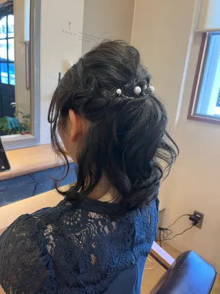 ハラちゃんカット✂︎ 透明感🩵ケアカラーのヘアスタイル