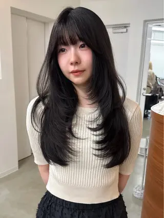 ロング カラー キダアヤカ/ 梅田/ベージュカラーのヘアスタイル