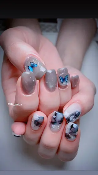 ネイル JINI NAIL所属・ジニ ネイルのネイルデザイン