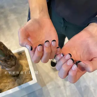 ネイル SHIORI 🤍のネイルデザイン