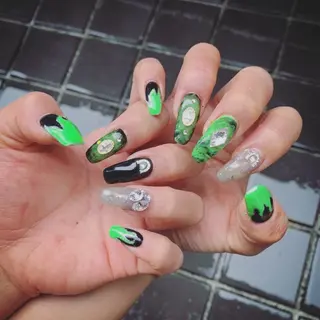 ネイル 河野 弥月のネイルデザイン