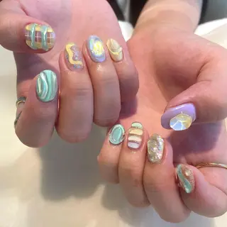 ネイル 新井 ひなののネイルデザイン