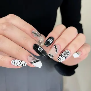 ネイル 🎀NAIL🎀 AI🪄︎︎◝✩のネイルデザイン