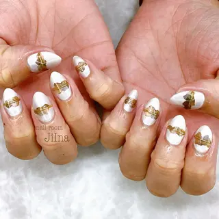 ネイル JiIna nailのネイルデザイン