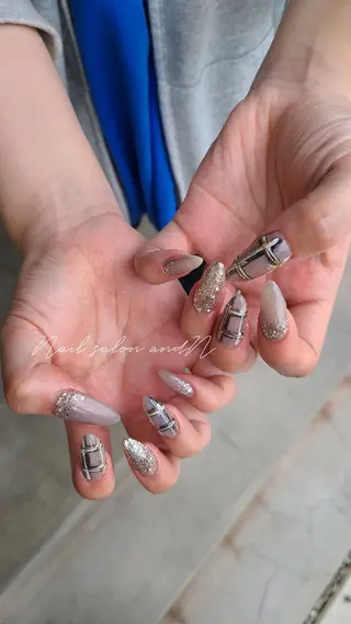 ネイル and Nのネイルデザイン