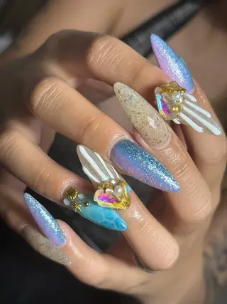 ネイル ✴︎ Delightのネイルデザイン