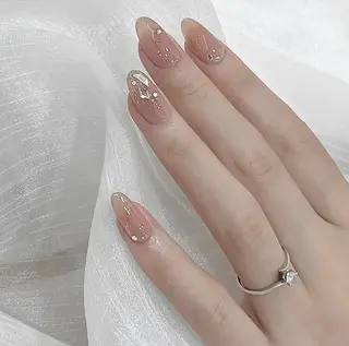 ネイル Queens 榊 まおのネイルデザイン