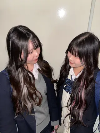 ロング ヘアアレンジ 羽エクステ/シール エクステ/横浜駅5分のヘアスタイル