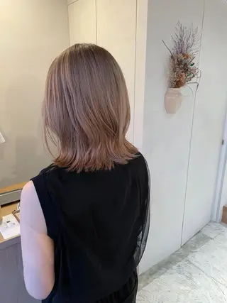 ミディアム カラー 韓国ボブ👩🇰🇷 小野絢未のヘアスタイル