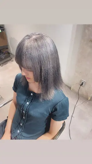 カラー Seleneコウキ ブリーチ/ハイトーンのヘアスタイル