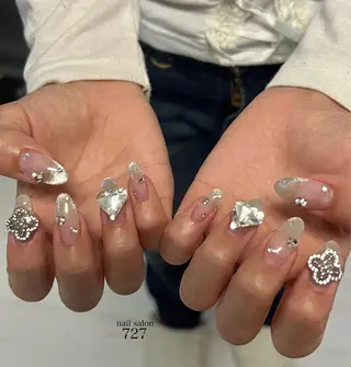 ネイル more fortuneのネイルデザイン